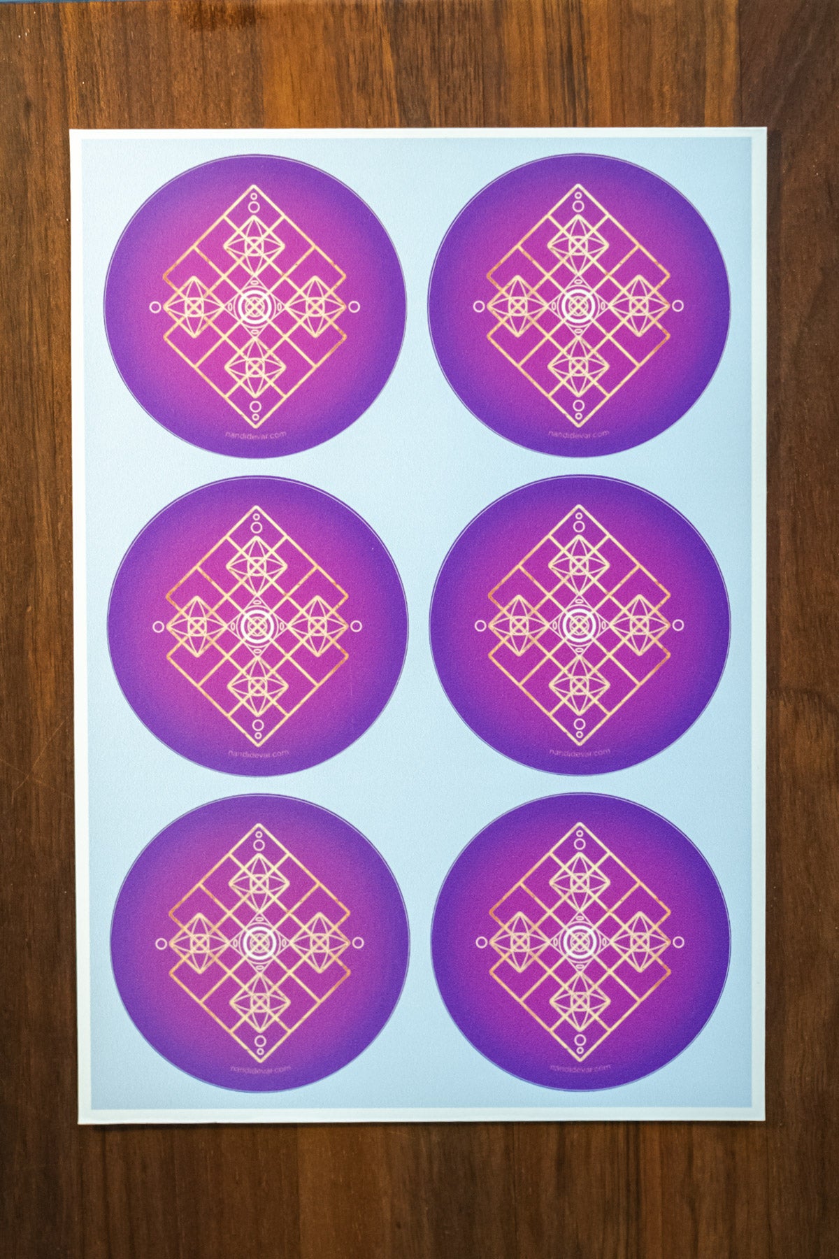 Heil Yantra Aufkleber Purpur rund, 5cm, 6 Stück im Set
